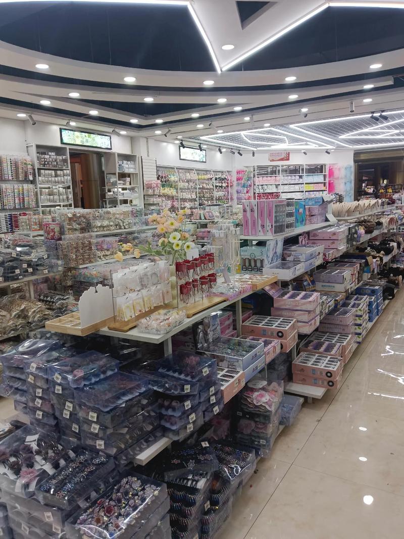 在寻找完美的生活用品时,一张精美的图片往往能激发出购买欲望。今天就来一次视觉盛宴,带你走进豆酮百货的生活用品图片大全!